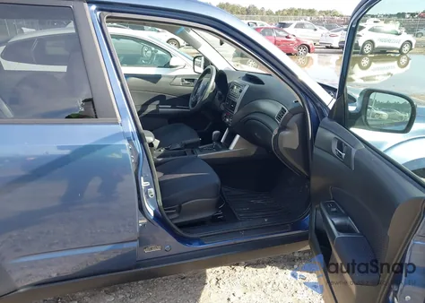 2011 Subaru Forester 2.5X Premium z USA, uszkodzony, nr VIN JF2SHADC7BH765370